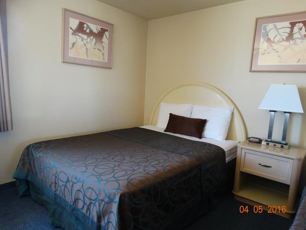 Budget Motel Delta Ngoại thất bức ảnh